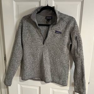 Gray Patagonia 1/4 Zip